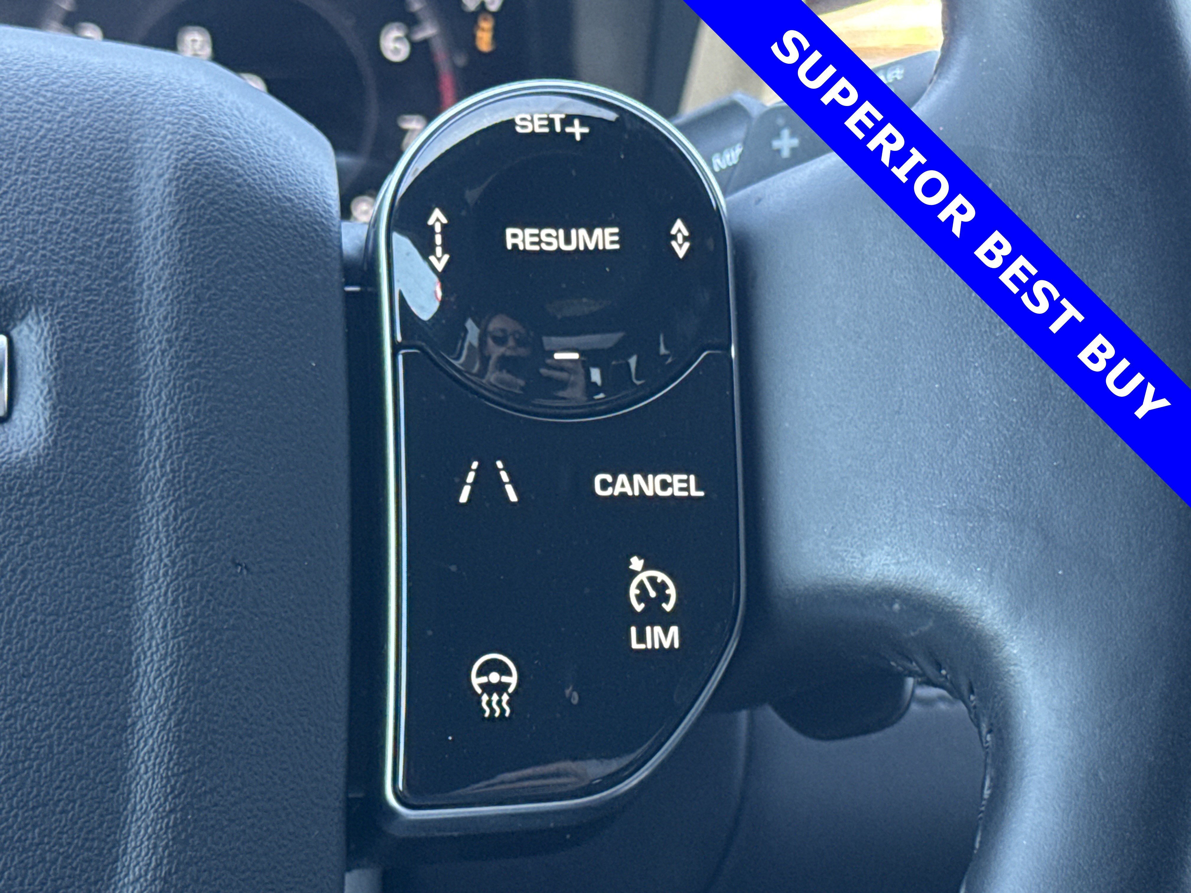 Used 2020 Indus Silver Metallic Land Rover HSE 4WD image 23
