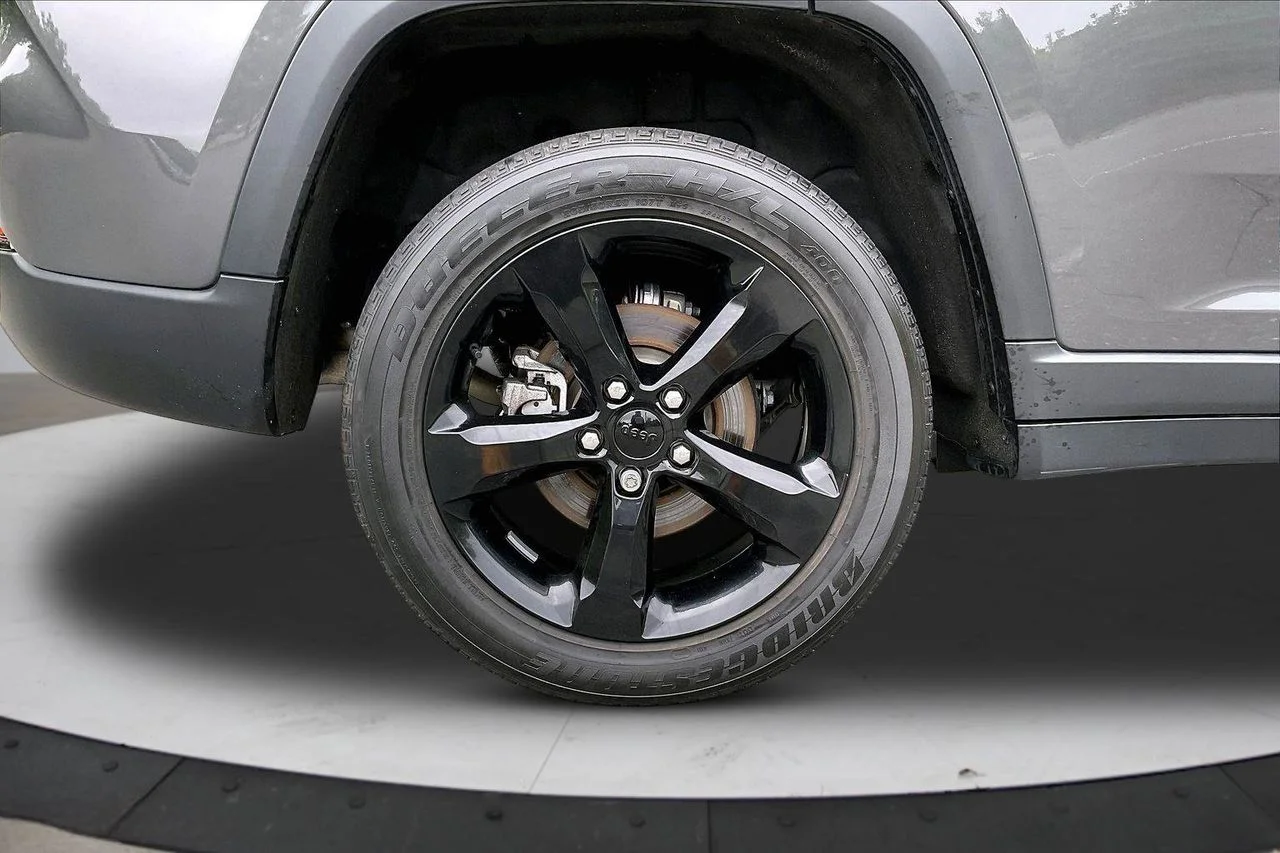 Certified Used 2023 Gray Jeep Altitude X image 36