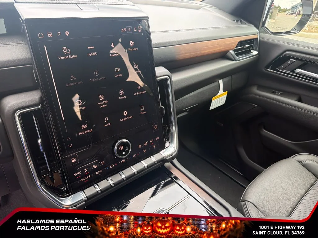 2026 GMC Yukon Denali - Photo 24