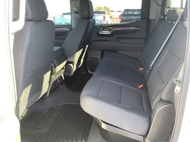 New 2026 Summit White GMC SLE image 13