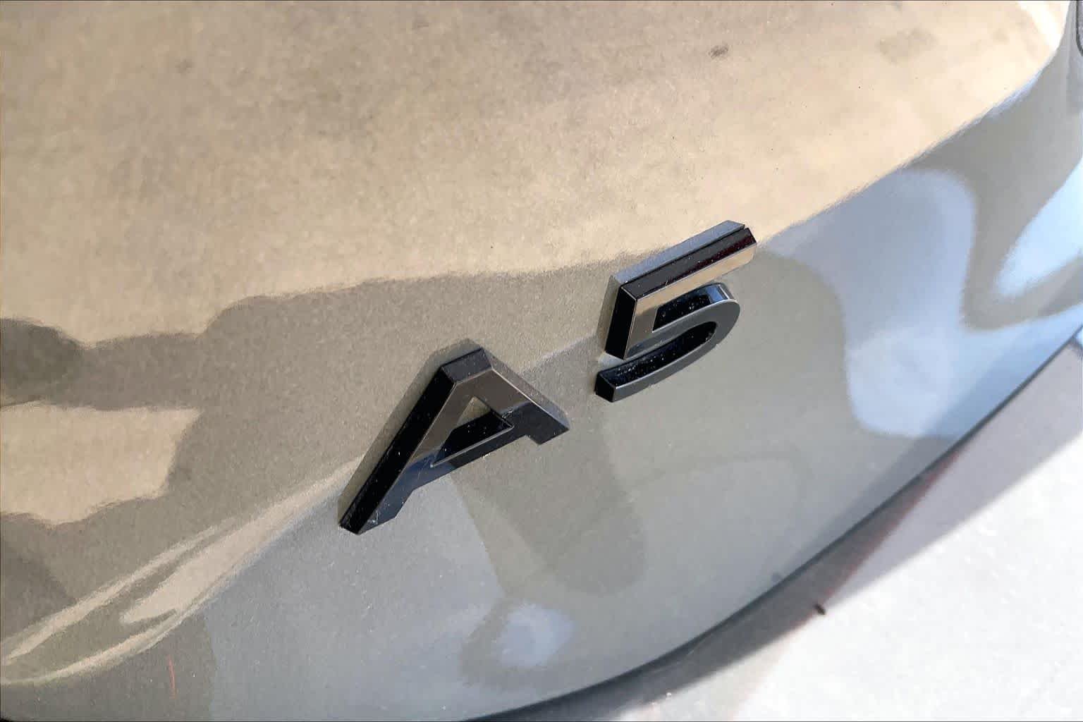 Used 2025 Chronos Gray Metallic Audi Premium Plus image 31