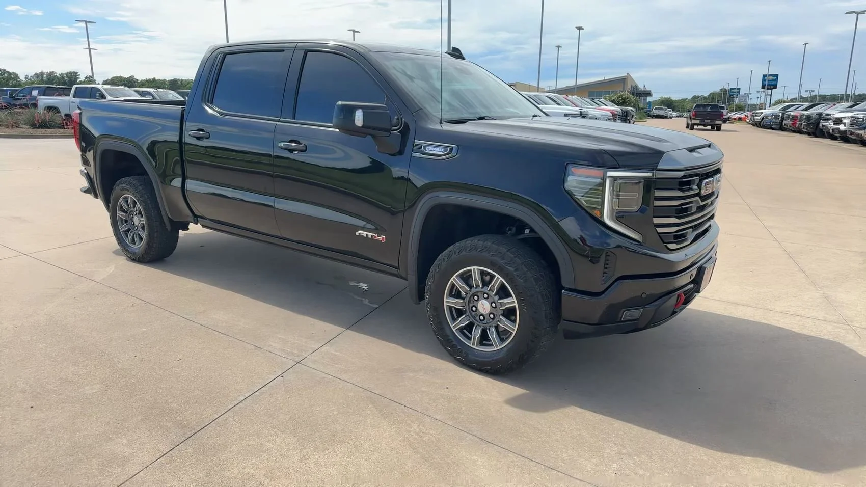 Used 2024 Onyx Black GMC AT4 image 3