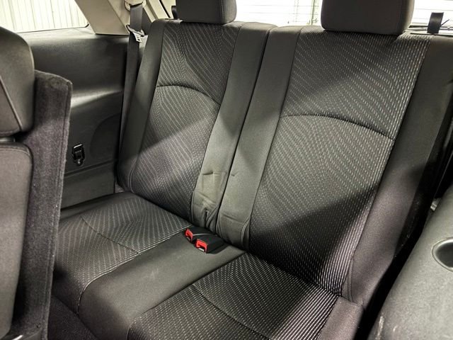 Used 2018 Gray Dodge SE image 8