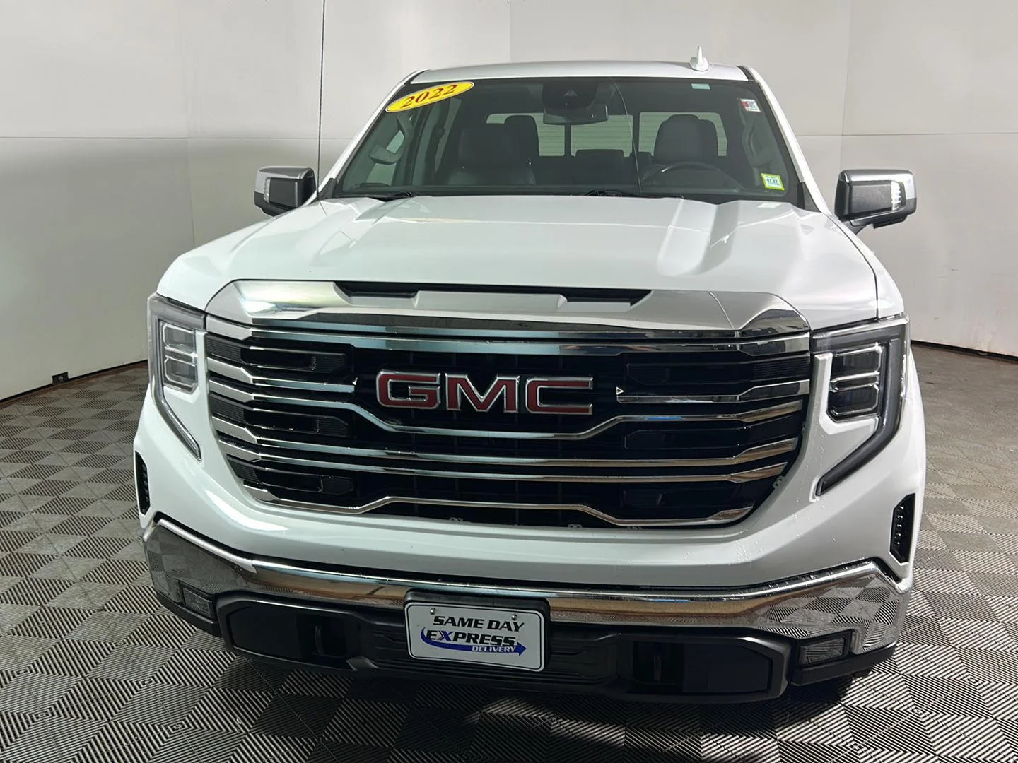 Used 2022 Summit White GMC SLT image 11