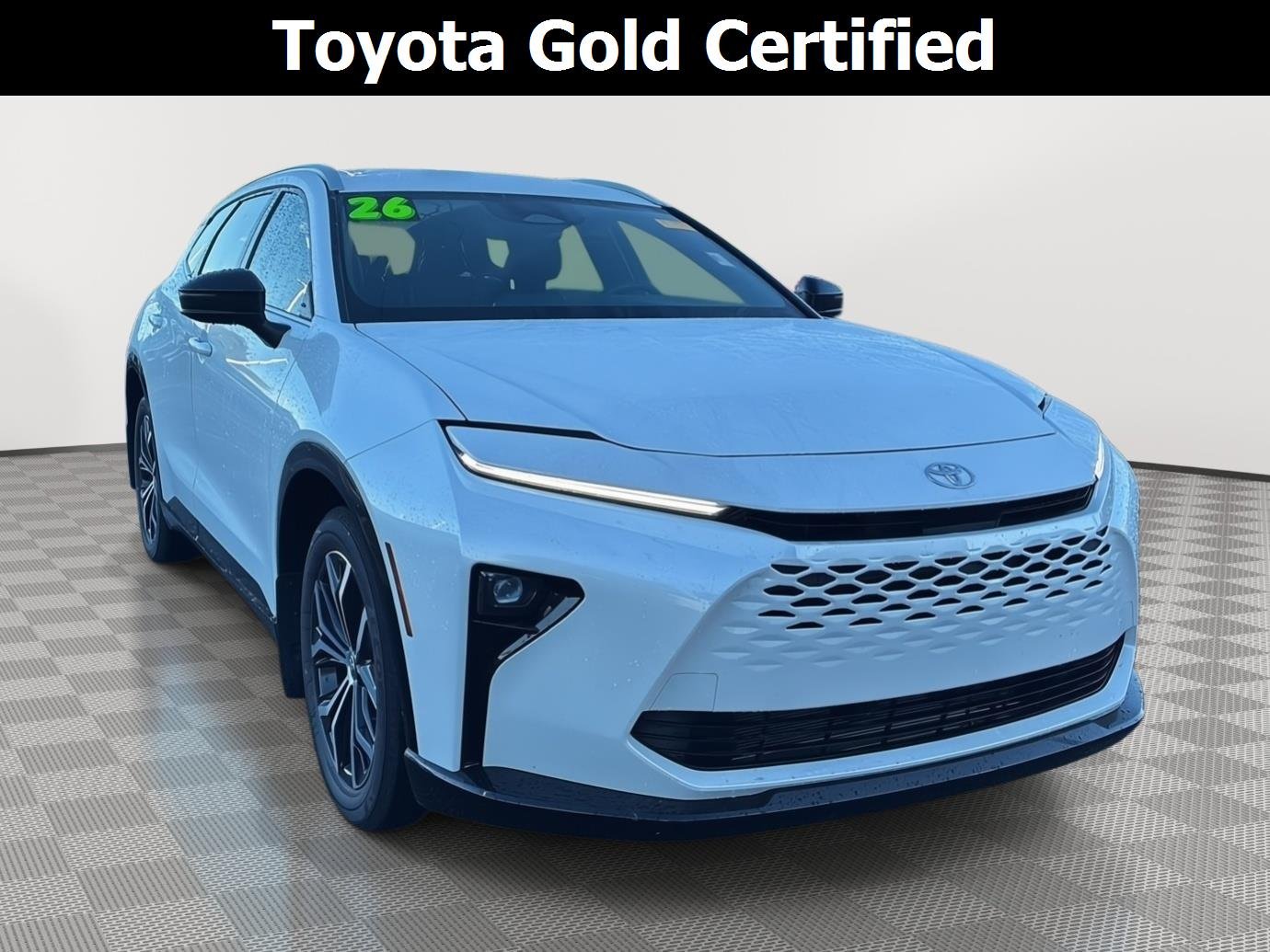 Used 2026 Oxygen White Toyota XLE image 1