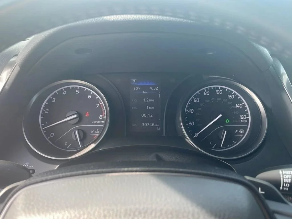 2024 Toyota Camry SE - Photo 17