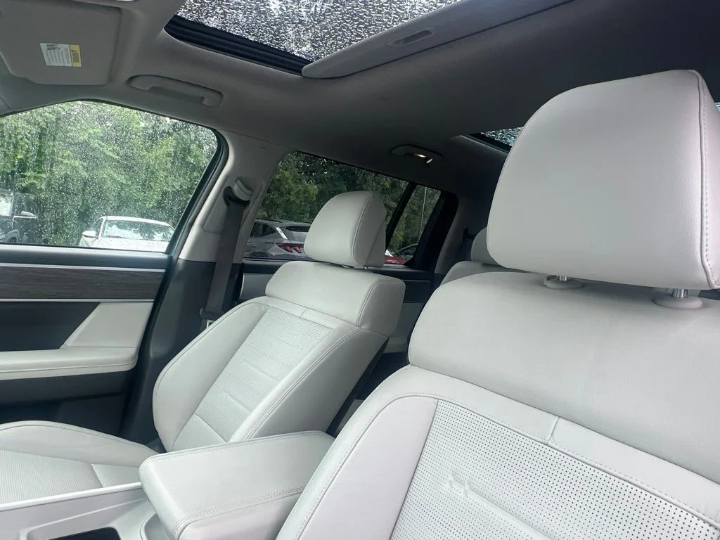 Used 2024 Gray Hyundai Limited image 9