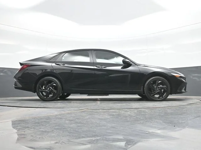 New 2026 Black Hyundai SEL Sport image 24