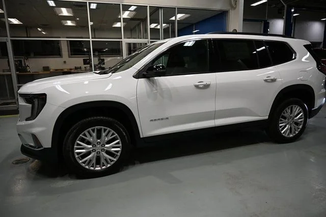 2026 GMC Acadia Elevation - Photo 8