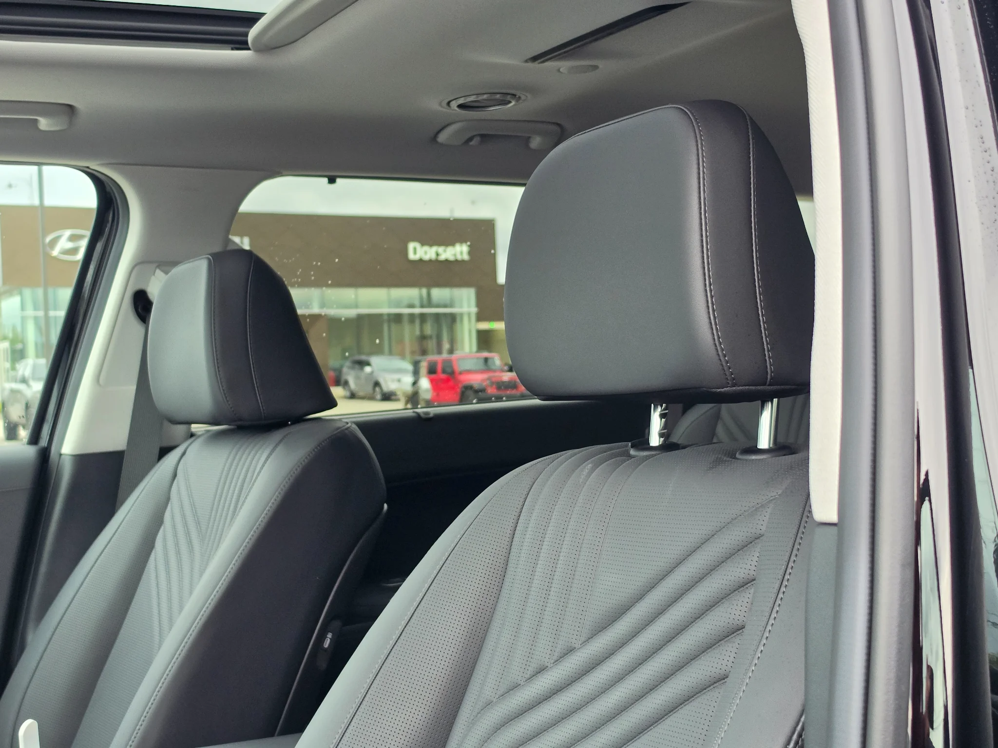 New 2027 Abyss Black Pearl Hyundai SEL Premium 7P image 22