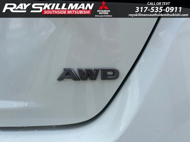 Used 2025 White Nissan 2.5 SV image 9