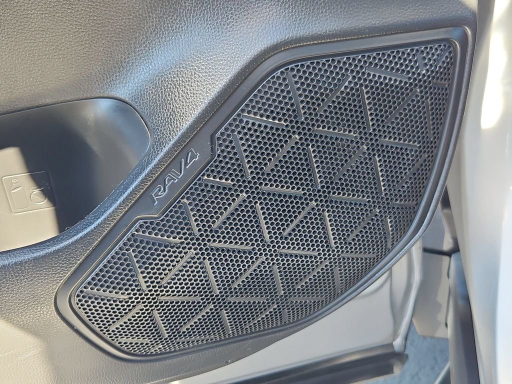 Used 2022 Silver Sky Metallic Toyota XLE image 12