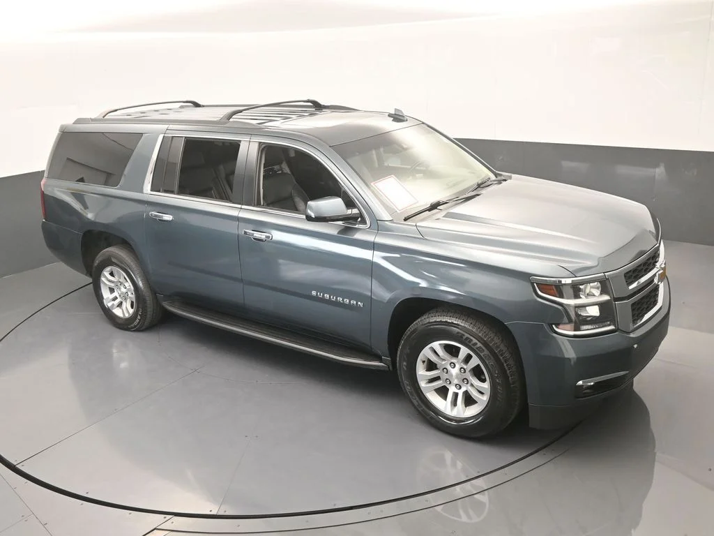 Used 2020 Shadow Gray Metallic Chevrolet LT image 65