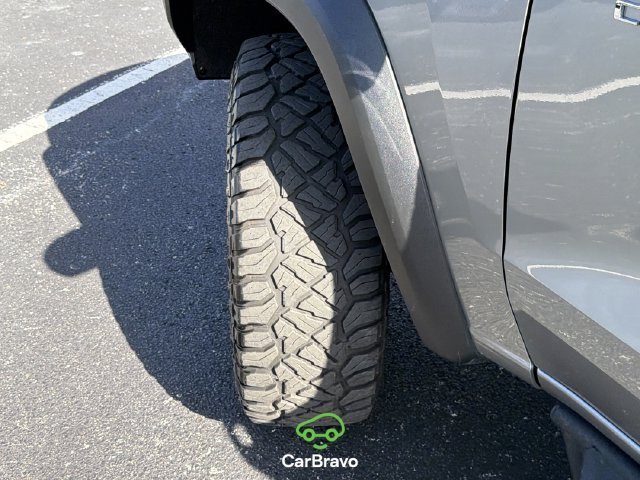 2024 Chevrolet Colorado ZR2 - Photo 33