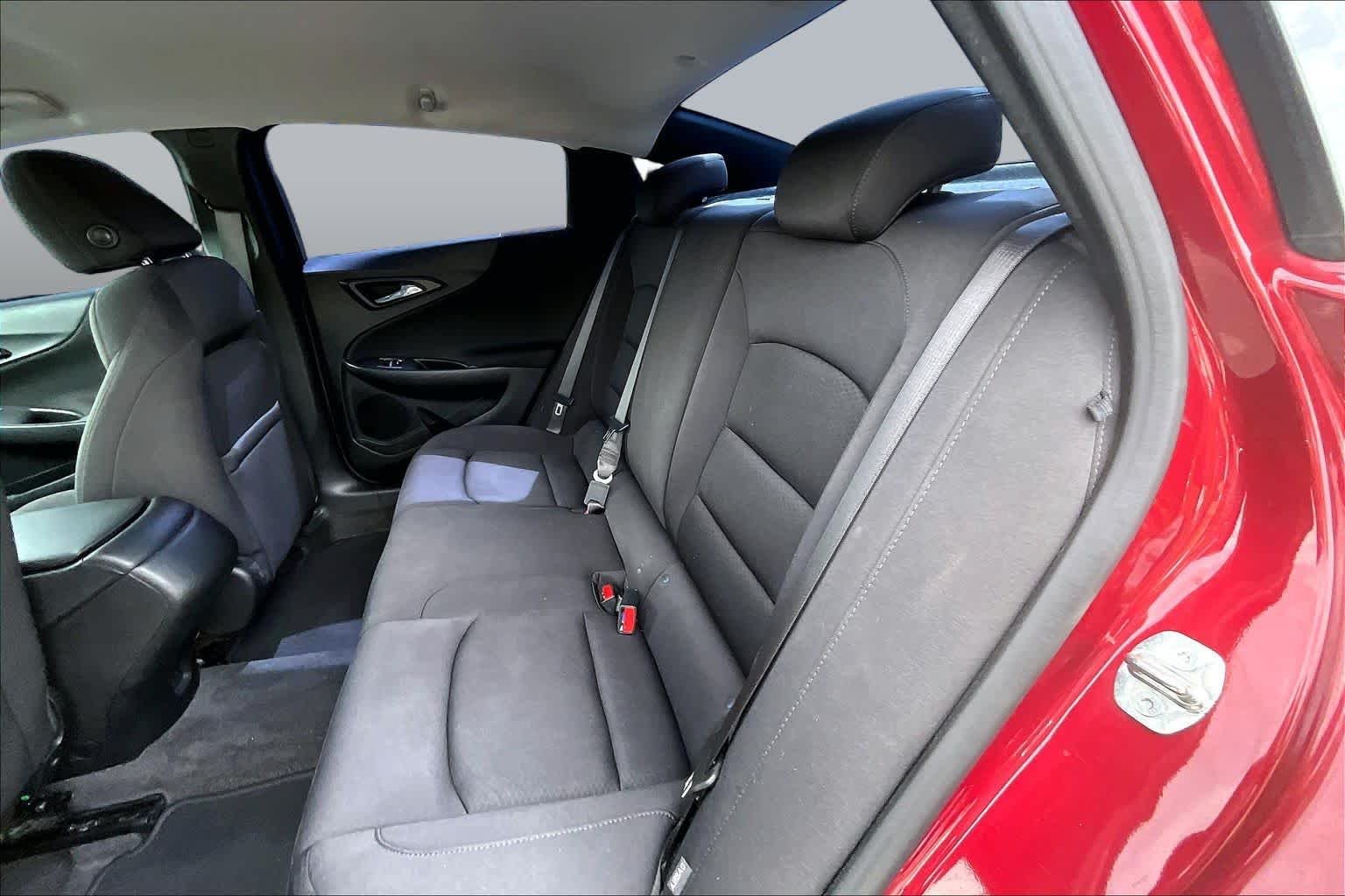 Used 2020 Cajun Red Tintcoat Chevrolet RS image 21