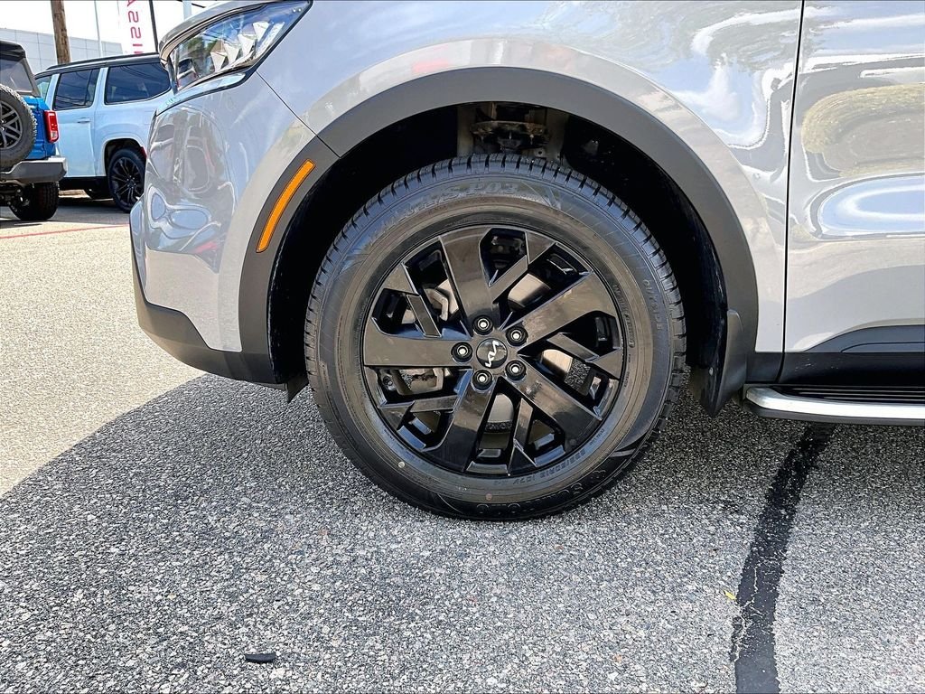 Used 2022 Gray Kia S image 7