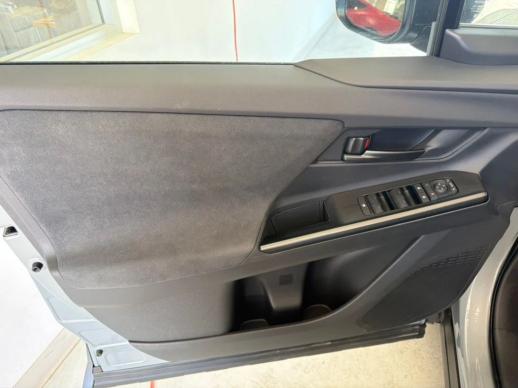 2026 Toyota C-HR SE - Photo 19