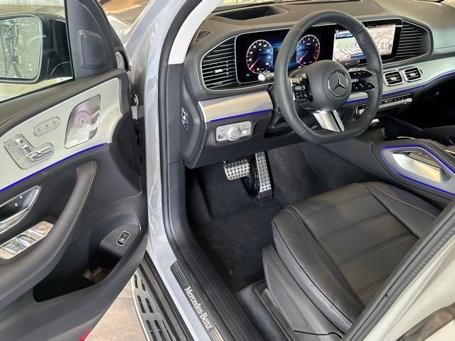 2025 Mercedes-Benz GLS Base - Photo 18