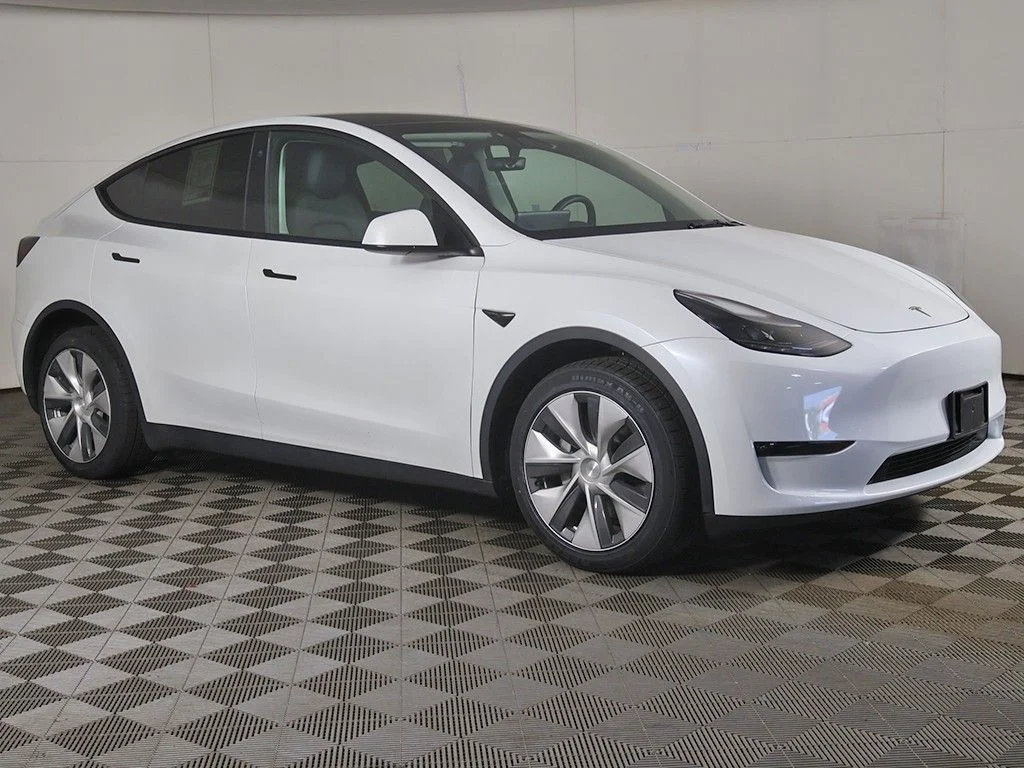 Used 2023 Tesla Model Y Long Range with VIN 7SAYGDEE2PF666866 for sale in Bedford, OH