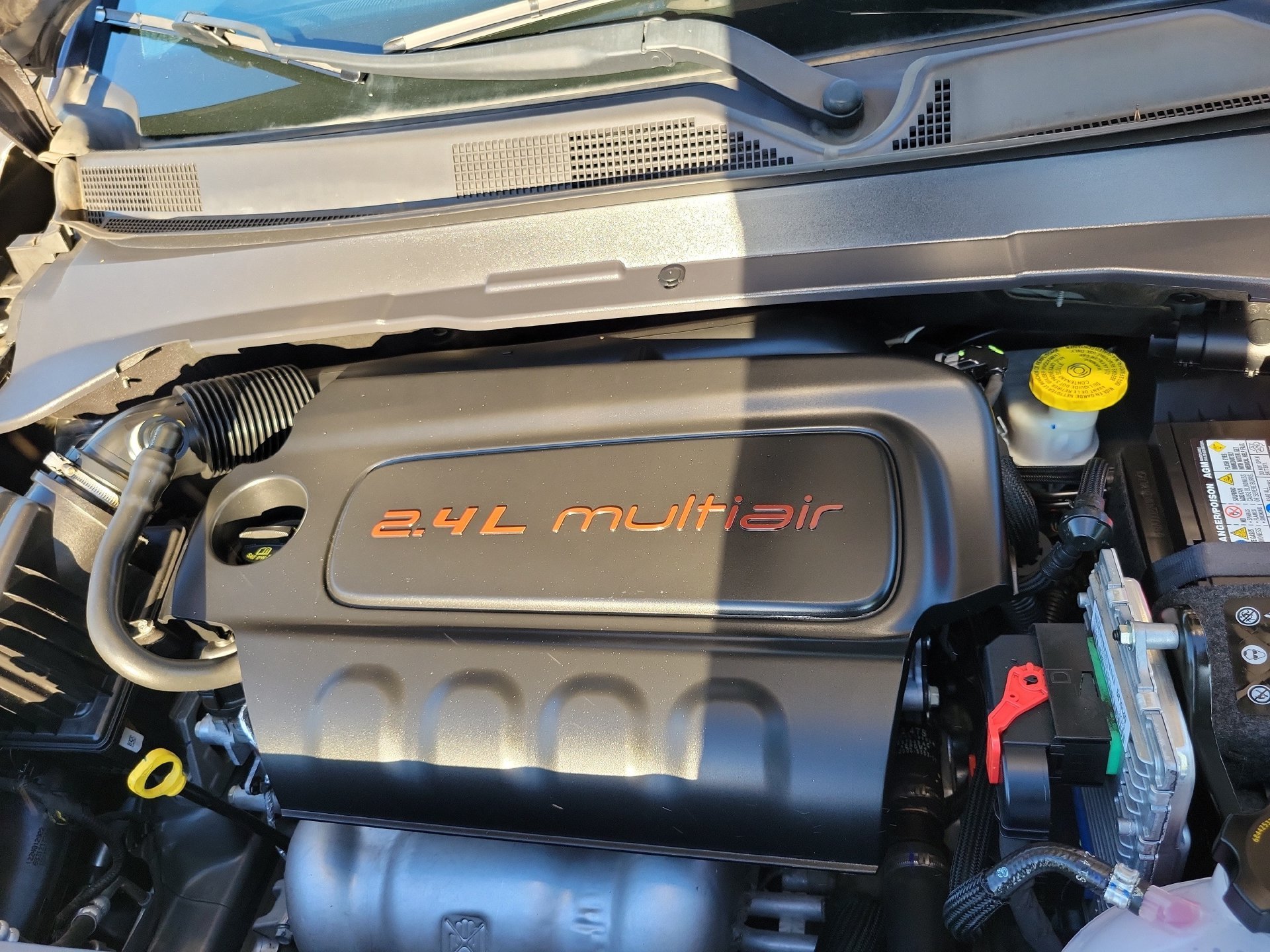Certified Used 2022 Gray Jeep Latitude image 23