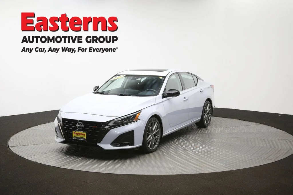 Used 2023 Gray Nissan 2.0 SR image 56