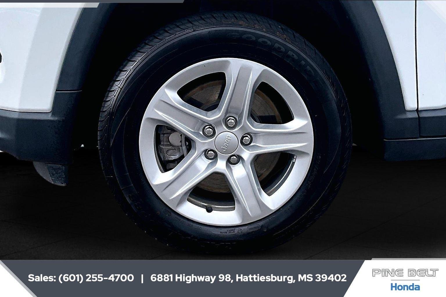 Used 2023 Bright White Clearcoat Jeep Sport image 7