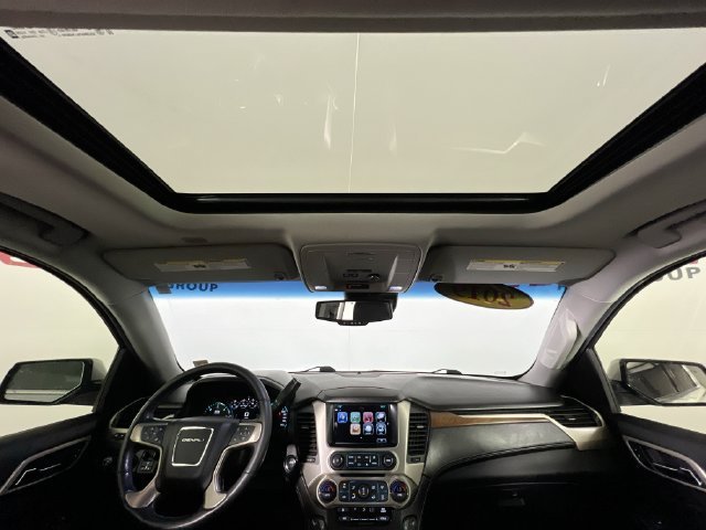 Used 2019 QUICKSILVER METALLIC GMC Denali image 25