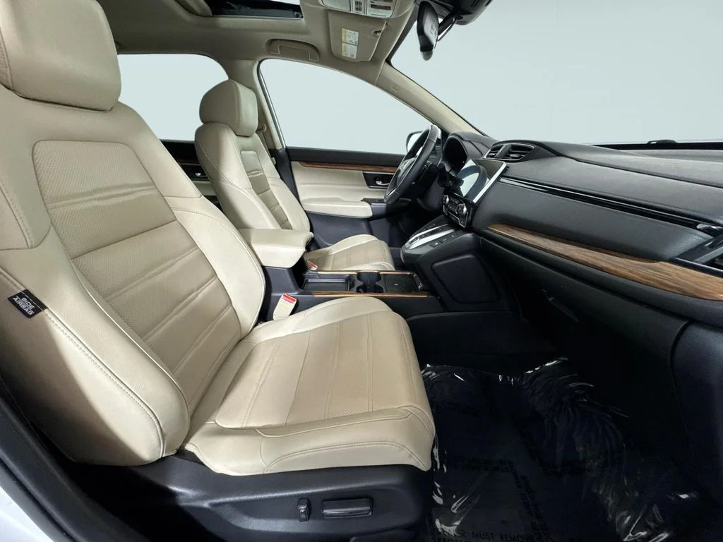 Certified Used 2022 White Honda Touring image 8