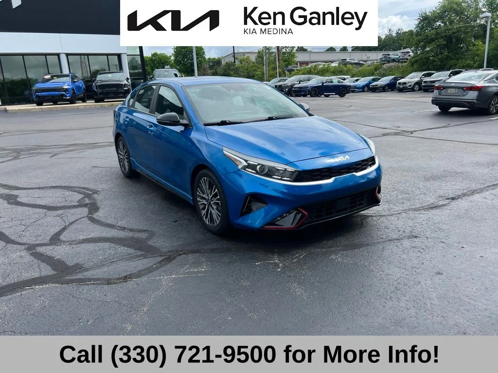 Certified Used 2022 Blue Kia GT-Line image 4