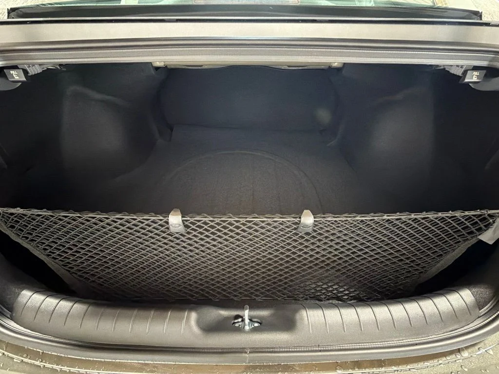 New 2026 Amazon Gray Hyundai SE image 13