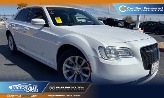 2021 Chrysler 300 Touring