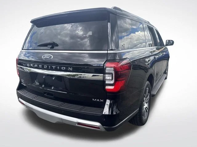 Used 2024 Black Ford Limited image 9