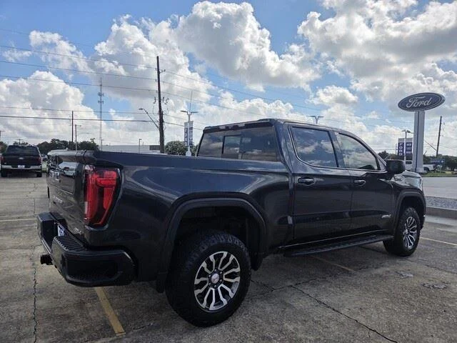 Used 2022 Titanium Rush Metallic GMC AT4 image 5