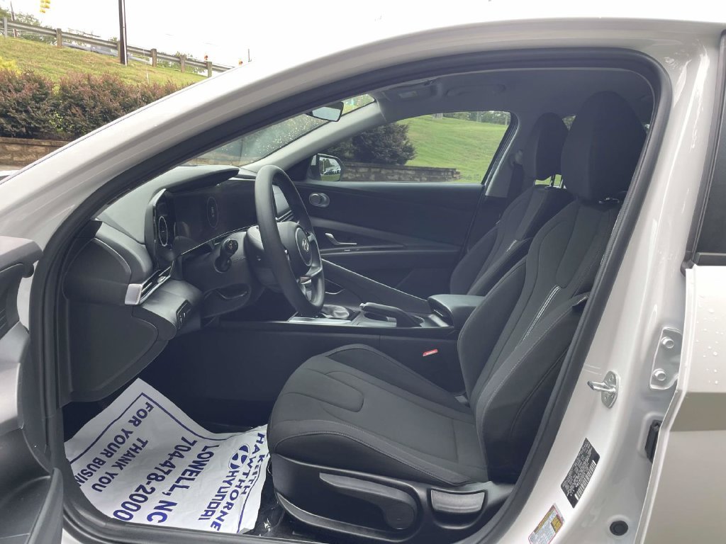 Certified Used 2024 White Hyundai SEL image 15