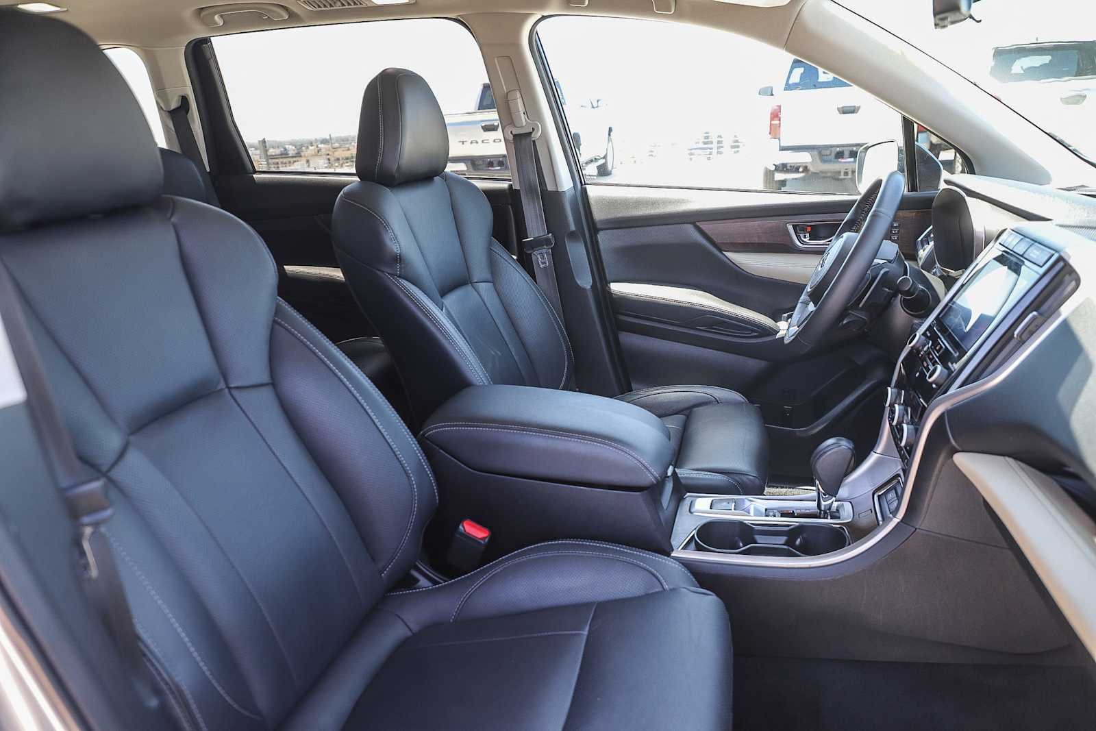 Used 2022 Ice Silver Metallic Subaru Touring image 17