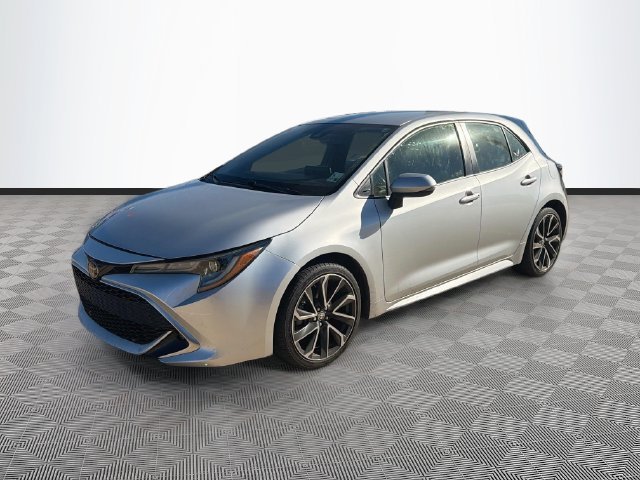 Used 2019 Silver Toyota XSE image 2