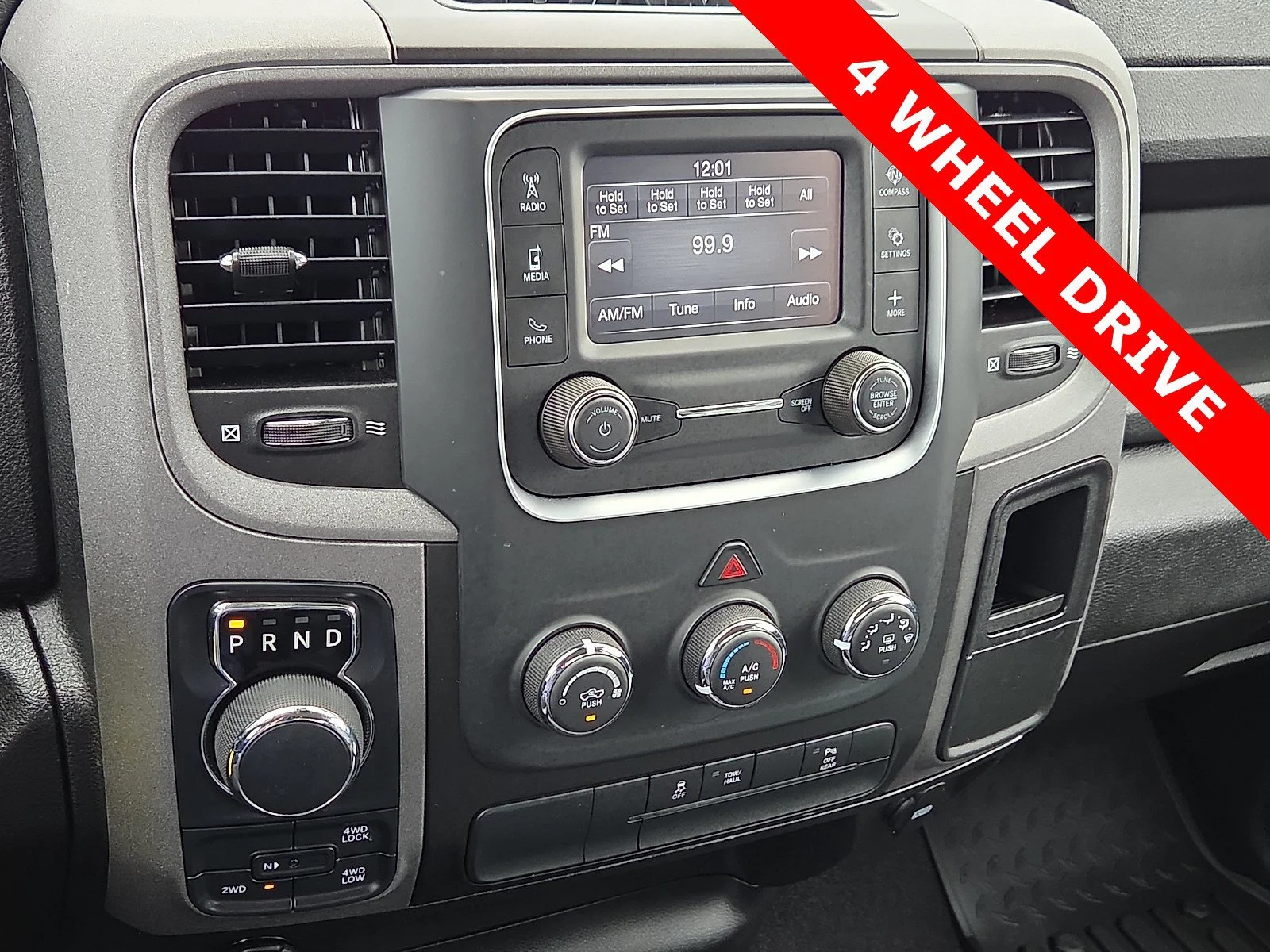 2023 RAM Ram 1500 Classic Tradesman - Photo 16