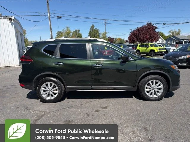 Used 2018 Green Nissan SV image 4