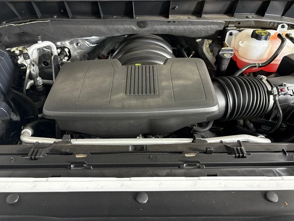 Used 2026 White Chevrolet LTZ image 40