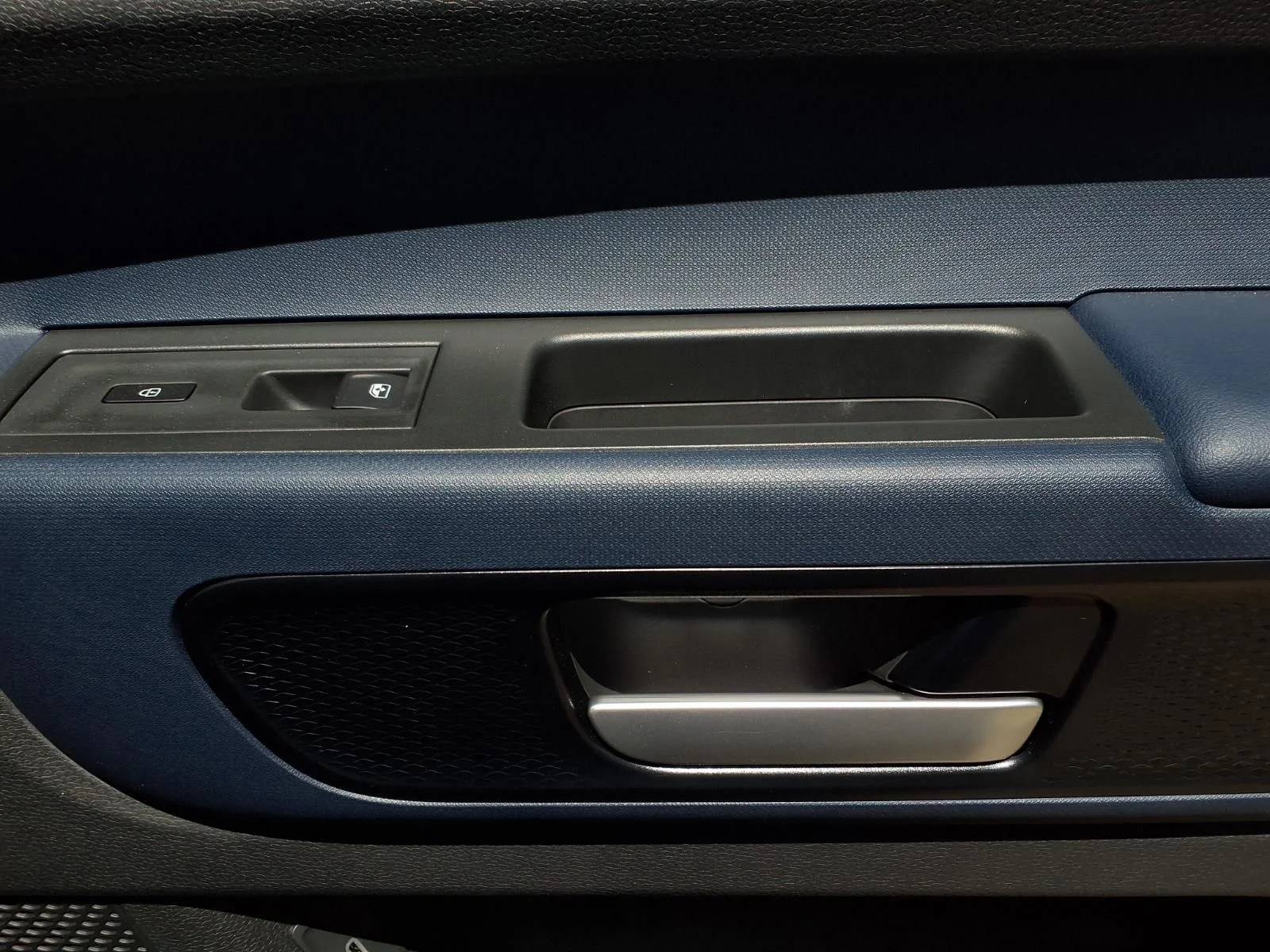 2025 Volkswagen ID. Buzz Pro S - Photo 23