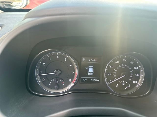 Used 2019 Blue Hyundai SE image 16