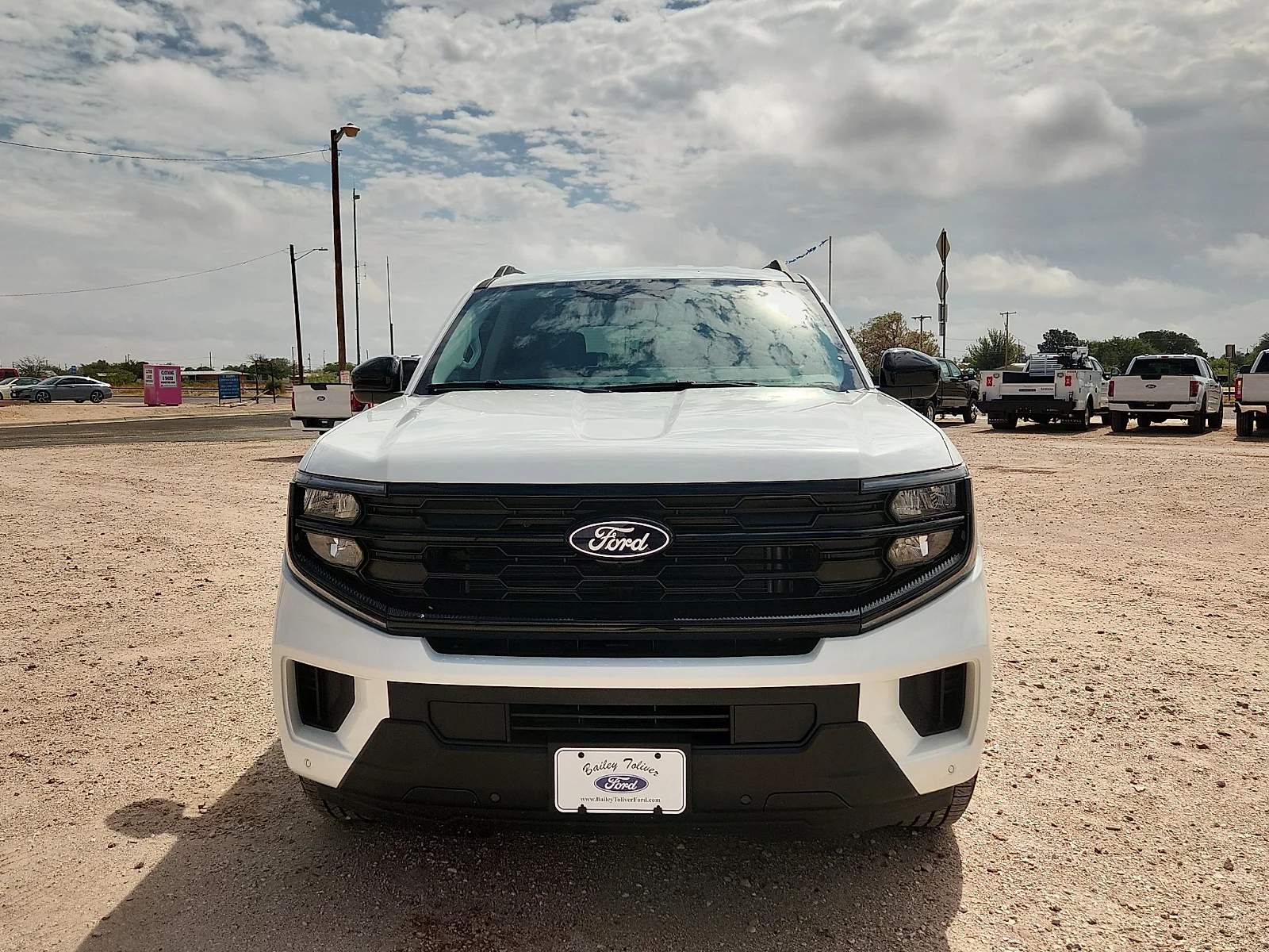New 2027 Star White Metallic Tri-Coat Ford Active image 2