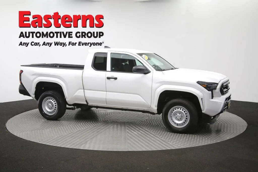 Used 2025 White Toyota SR image 43