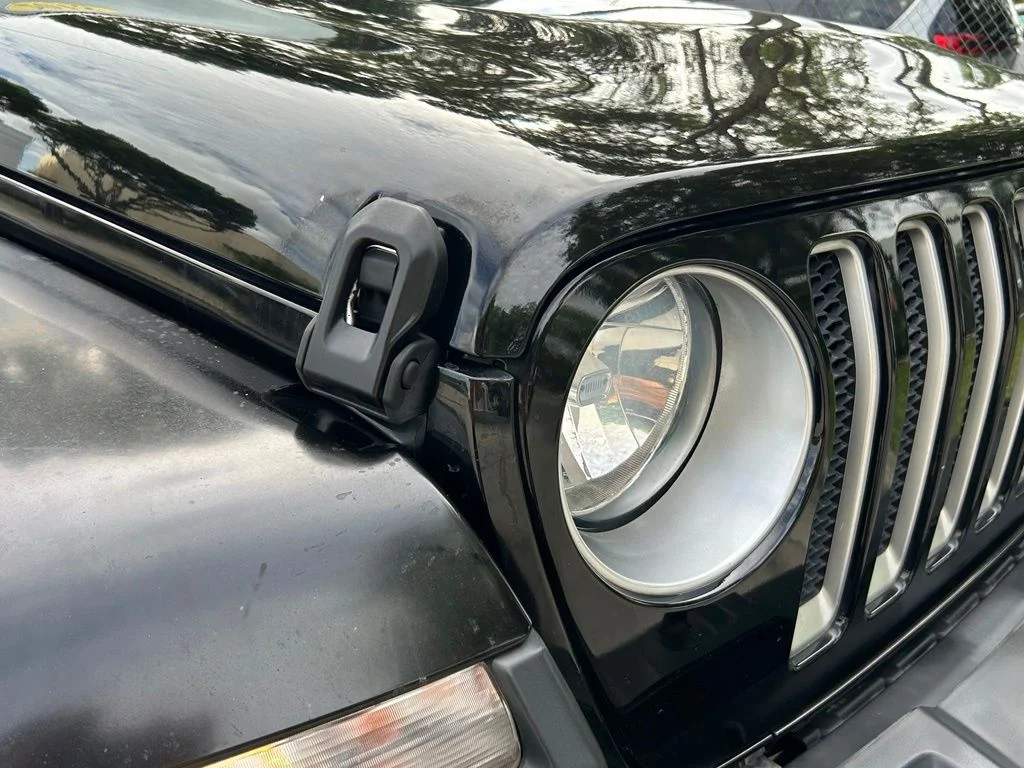 Certified Used 2018 Black Jeep Unlimited Sahara image 52