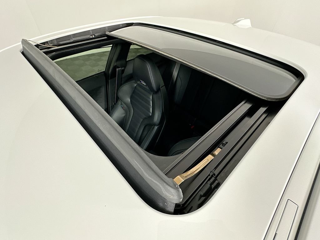 Certified Used 2025 Alpine White BMW Base image 22
