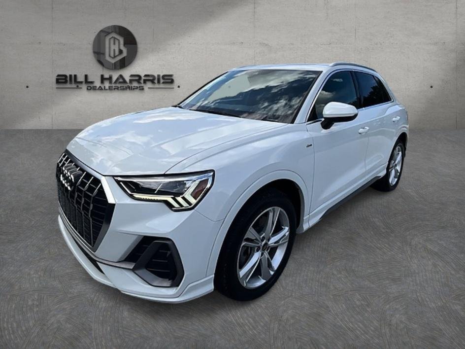 2022 Audi Q3