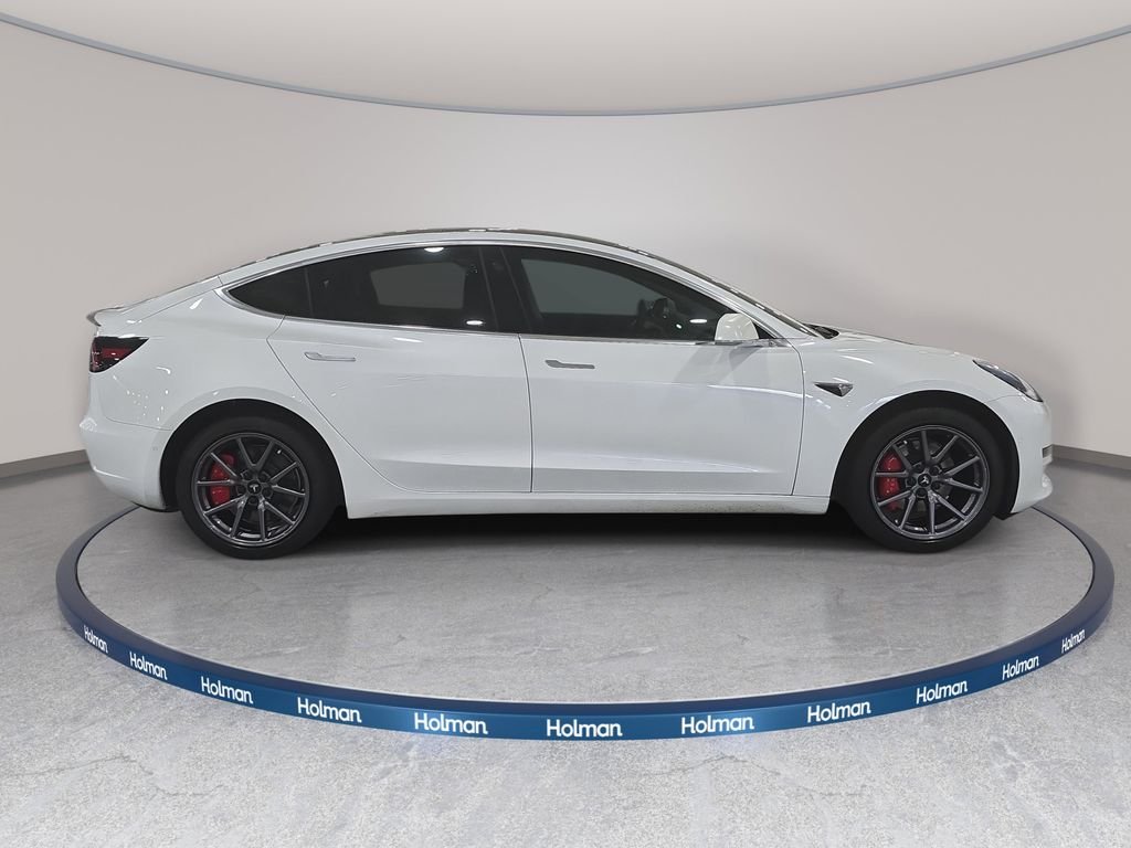 Used 2020 Pearl White Multi-Coat Tesla  image 4