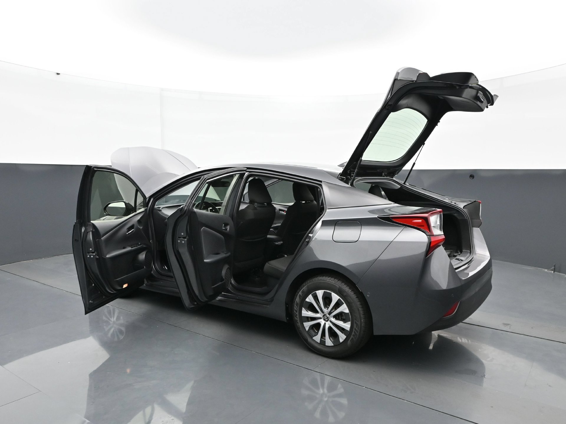 Used 2019 Magnetic Gray Metallic Toyota LE AWD-e image 33