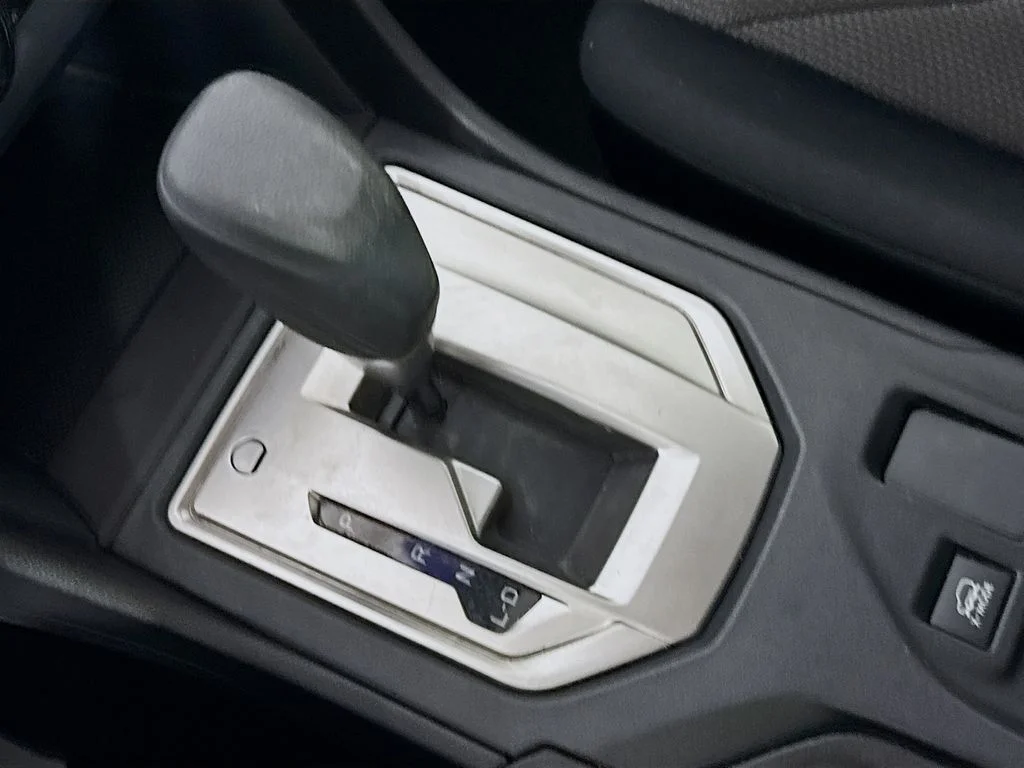 Used 2018 Black Subaru 2.0i image 19