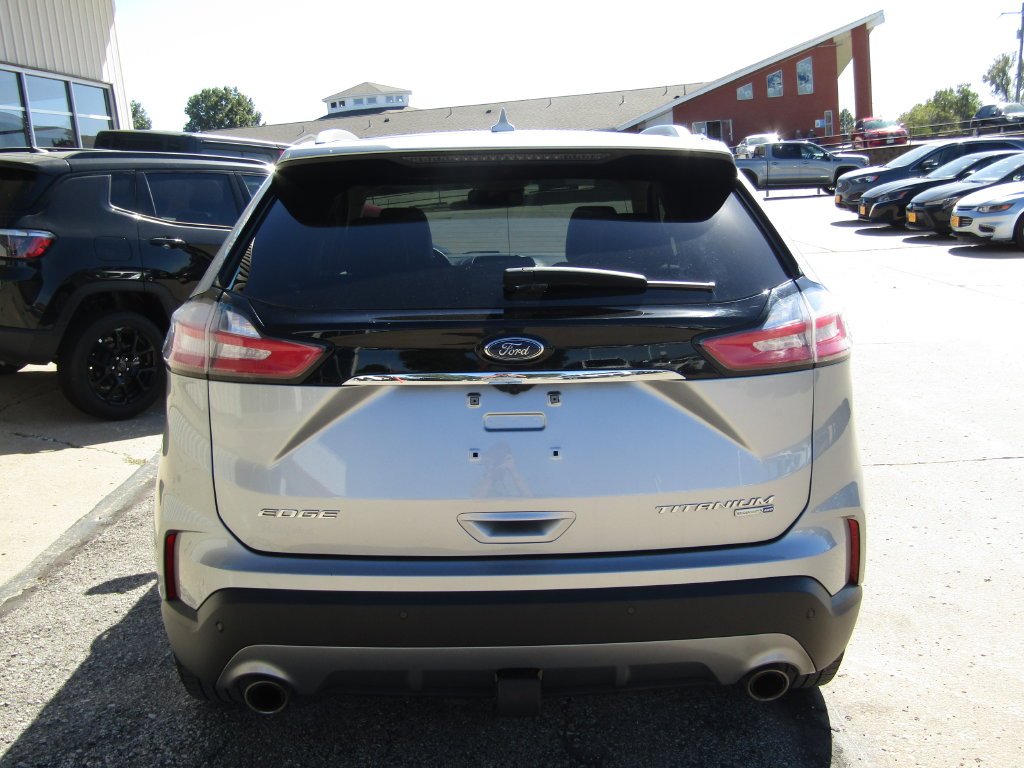 Used 2020 Silver Ford Titanium image 4